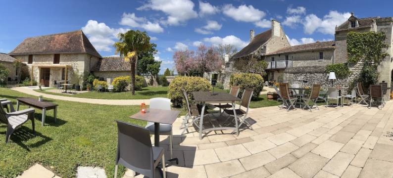 佩若小阁楼原创之家酒店(Le Pigeonnier du Perron Hôtel)图片