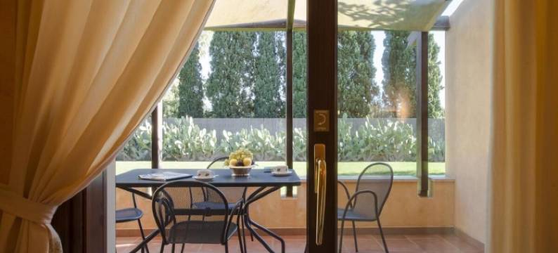 宁静的兰塔纳度假村2卧室公寓可容纳7人免费Wifi(Tranquil Lantana Resort 2 Bedroom Apartments Sleeps 7 Free Wifi)图片