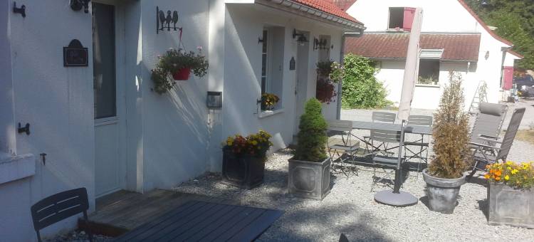 鲁罗特小屋旅馆酒店(Gite Hôtel Chambre d' hôtes et Roulottes et du Ternois)图片