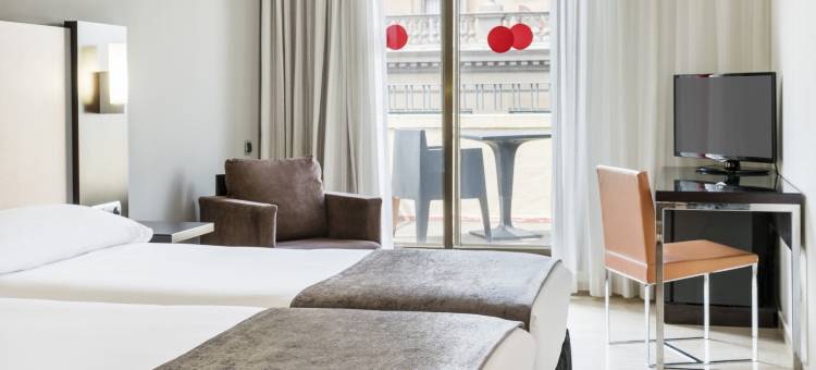 巴塞罗那海军伊鲁宁酒店(Ilunion Almirante)图片