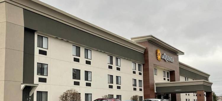 印第安纳波利斯机场行政公路拉昆塔温德姆酒店(La Quinta Inn by Wyndham Indianapolis Airport Executive Dr)图片