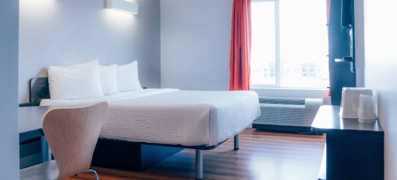 阿尔伯达艾尔德里 6 号汽车旅馆(Motel 6 Airdrie, AB)图片