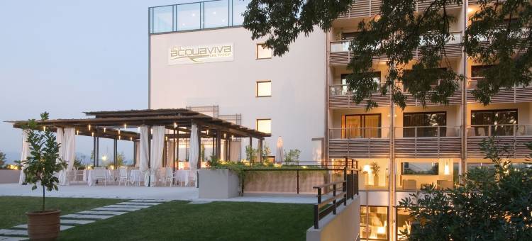 阿卡维瓦戴加尔达酒店(Hotel Acquaviva Del Garda)图片