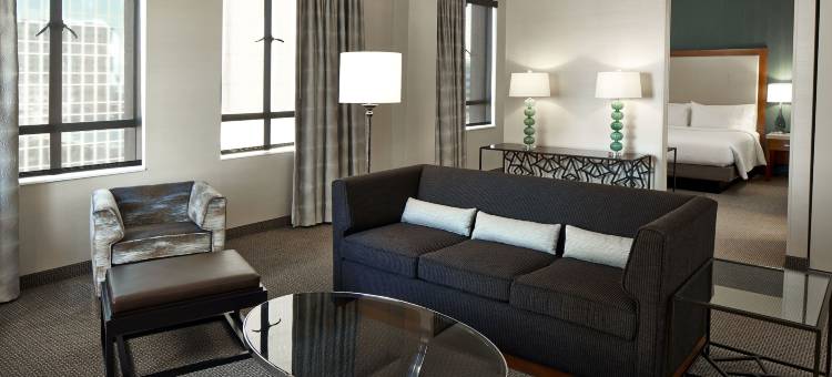 凤凰市中心希尔顿花园酒店(Hilton Garden Inn Phoenix Downtown)图片