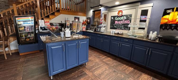 白熊湖圣保罗美吟温德姆酒店(AmericInn by Wyndham White Bear Lake St. Paul)图片