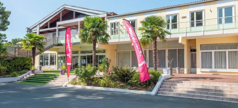 阿祖雷亚龙瑟莱班酒店(Azureva Ronce les Bains)图片