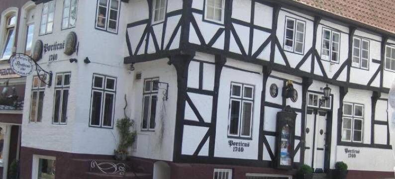 弗洛斯勒克鲁酒店(Hotel Frøslev Kro)图片