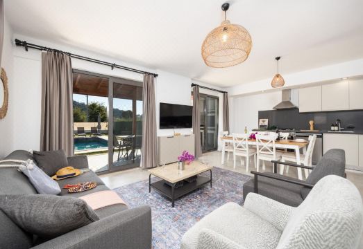 Villa Lidya Hotel Overview