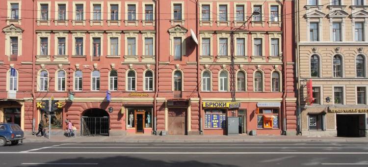 莫斯科普罗斯佩柯特18号里纳尔迪酒店(Rinaldi at Moscovsky Prospect 18 Living Quarters)图片