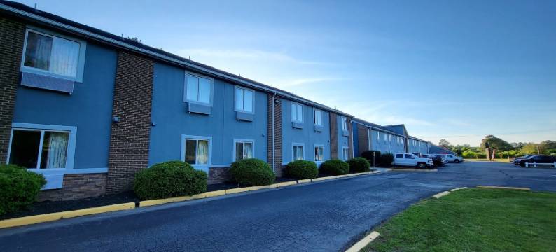 卡罗尔顿 - 史密斯菲尔德石木酒店与套房(Stonewood Inn & Suites Carrollton - Smithfield)图片