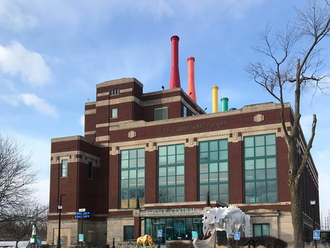 Holiday Inn 英尺。韦恩的IPFW及体育馆