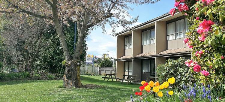 航道汽车旅馆和公寓(Fairway Motel & Apartments)图片