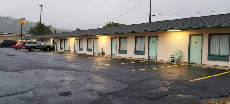 快速停车汽车旅馆和市场(Quick Stop Motel)图片