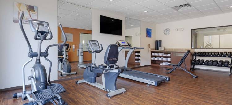 舒适全套房酒店及会议中心(Comfort Suites and Conference Center)图片