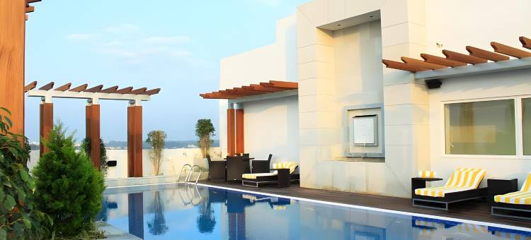 古尔冈柠檬树主市中心酒店(Lemon Tree Premier City Center)图片