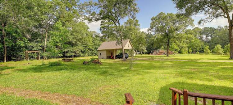 空气清新的代顿度假屋带露台+私人院子！(Airy Dayton Vacation Home w/ Deck + Private Yard!)图片