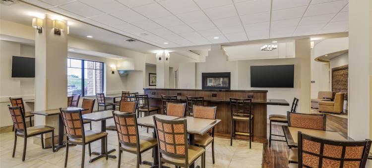 休斯顿贝斯特韦斯特优质套房酒店(Best Western Plus Hudson Hotel  Suites)图片