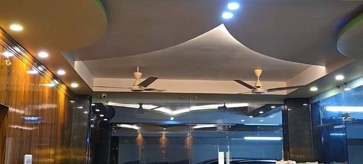 Hotel Ksr Grand图片