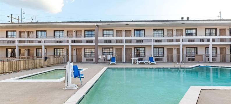 亚瑟港/格罗夫区温德姆呗盟酒店(Baymont by Wyndham Port Arthur/Groves Area)图片