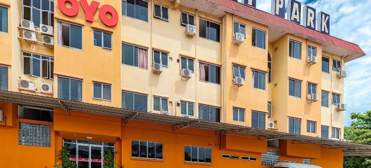 OYO 89864假日公园酒店(SUPER OYO 89864 Hotel Holiday Park)图片