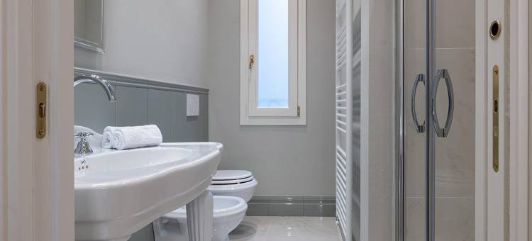 明亮的佛罗伦萨公寓。Giraldi 大街(Bright apartment in Florence. Via Giraldi)图片