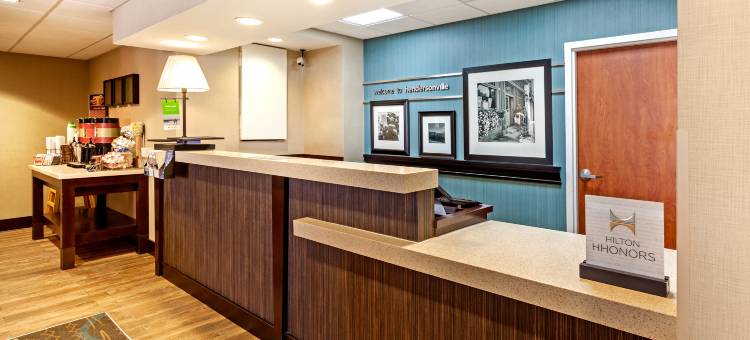 希尔顿欢朋酒店-亨德森维尔(Hampton Inn Hendersonville)图片