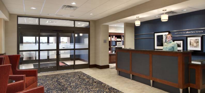 查尔斯镇欢朋套房酒店(Hampton Inn & Suites Charles Town)图片