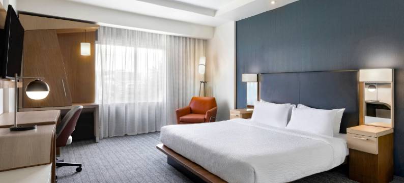 圣路易斯圣彼得斯万怡酒店(Courtyard St. Louis St. Peters)图片