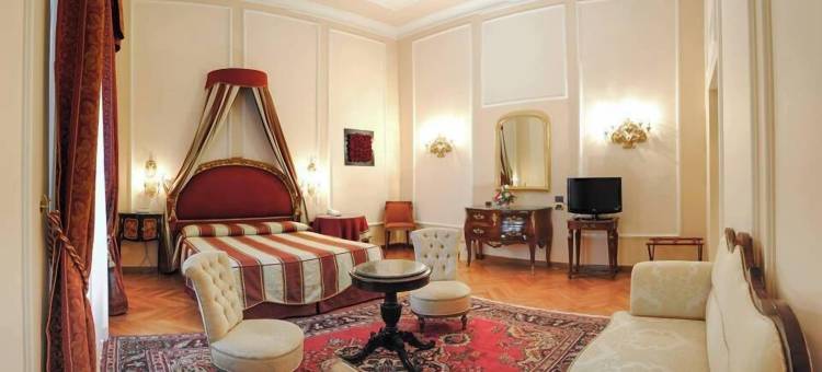 博腾兹阿尼公园别墅酒店(Park Hotel Villa Potenziani)图片
