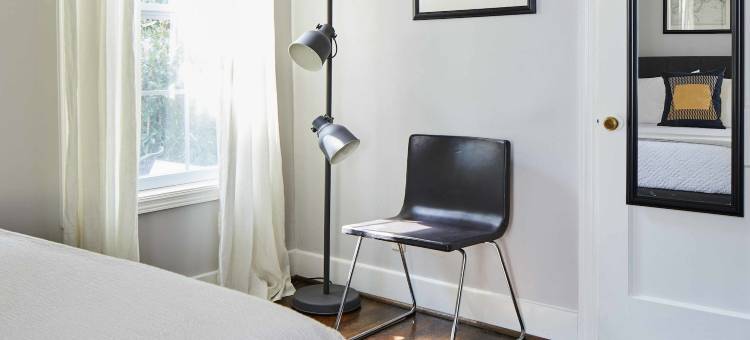 现代宠物友好型度假屋，被评为伯明翰最佳民宿(Modern, Pet-Friendly Retreat, Named Best Bnb in Bham)图片