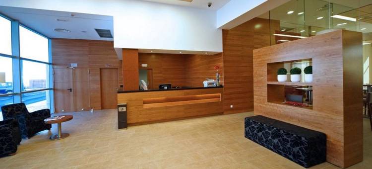 格塔菲温德姆华美达酒店(Ramada by Wyndham Getafe)图片