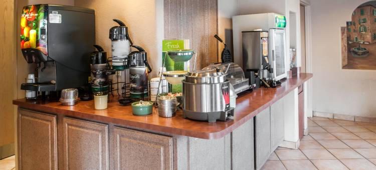 拉斯克鲁塞斯-大学区凯艺套房酒店(Quality Inn & Suites Las Cruces - University Area)图片