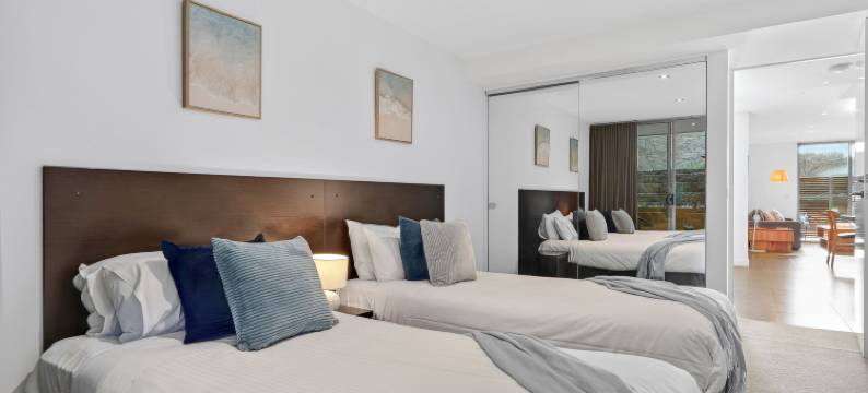 海豚公寓(The Dolphin Apartments)图片