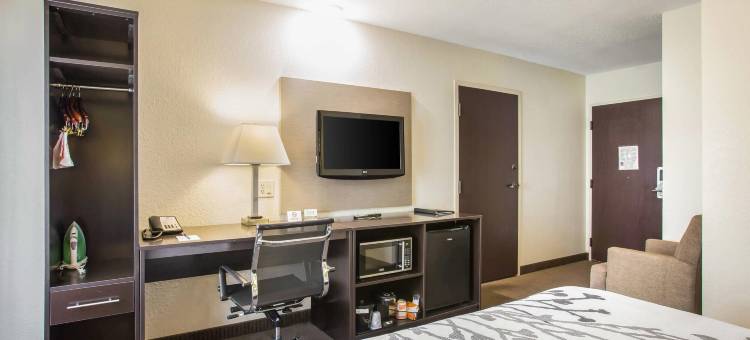 堪萨斯城国际机场品质酒店(Quality Inn Kansas City International Airport)图片