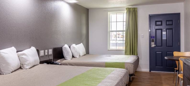 得克萨斯坦普尔 6 号开放式公寓酒店(Studio 6 Temple, TX)图片