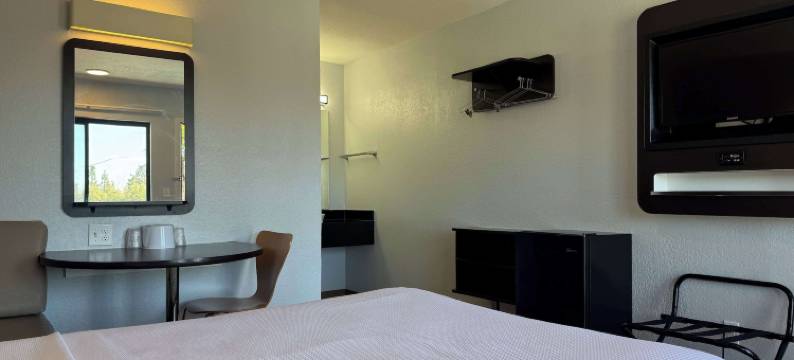 西米谷6号汽车旅馆(Motel 6 Simi Valley, CA)图片