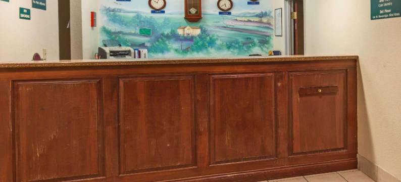 机场温德姆豪生酒店(Howard Johnson by Wyndham Airport)图片