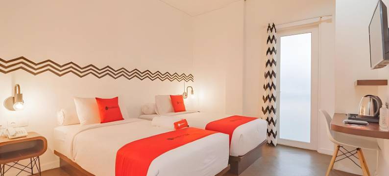 红多兹高级酒店@赫巴特酒店(RedDoorz Premium @ Hotel Hebat)图片