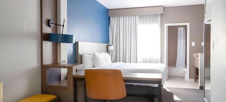 康福特套房巴吞鲁日南部I-10(Comfort Suites Baton Rouge South I-10)图片