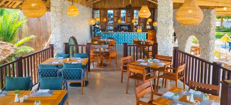 JAZ Amaluna - 仅限16岁以上成人(Jaz Amaluna - Adults Only 16+)图片