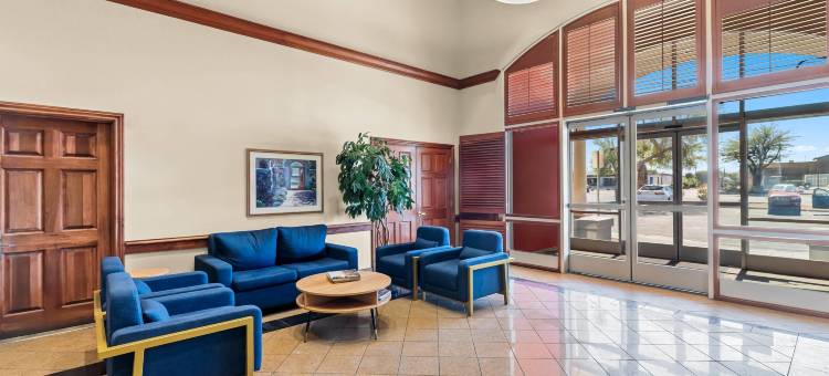 美洲长住套房酒店-拉斯维加斯火烈鸟(MainStay Suites Las Vegas Flamingo)图片