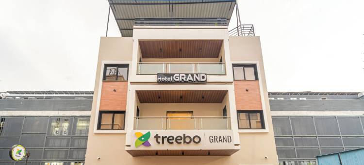 特里博君悦(Treebo Grand)图片
