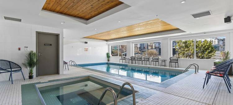 卡尔加里西套房桑德曼酒店(Sandman Hotel & Suites Calgary West)图片