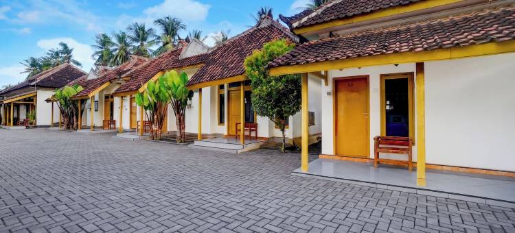 OYO 95262 Djatmiko家庭别墅酒店(OYO 95262 Hotel Djatmiko Villa's Family)图片