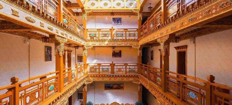 香格里拉冈仁波齐客栈(独克宗古城大佛寺转经筒店)图片
