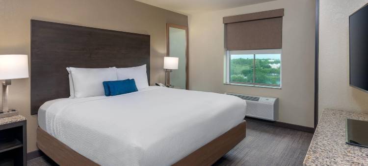 萨拉索塔县Coral Pointe，阿桑德连锁酒店(Coral Pointe Sarasota, an Ascend Collection Hotel)图片