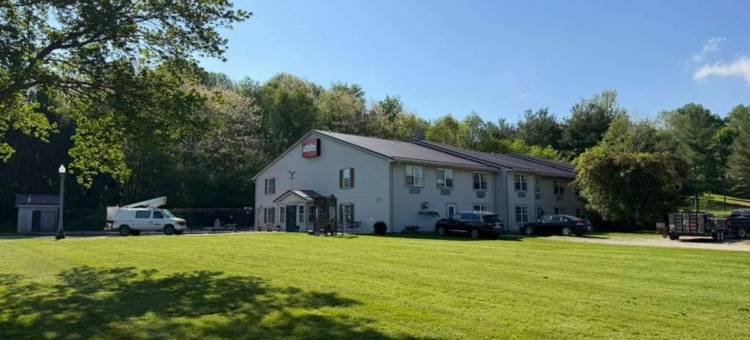 印第安纳罗克维尔皇家酒店by Hotel O(Royal Inn Rockville in by Hotel O)图片