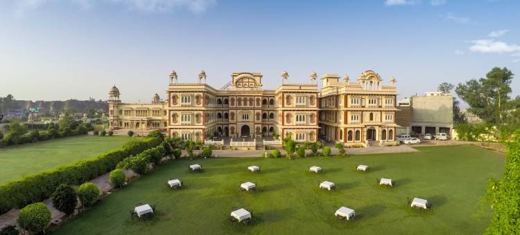 拉杰维宫酒店(Rajvi Palace Hotel)图片