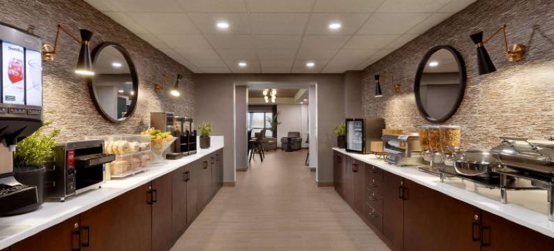 韦本温德姆麦客达套房酒店(Microtel Inn & Suites by Wyndham Weyburn)图片