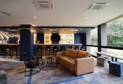 Appart'City Collection Genève Aéroport - Ferney Voltaire Hotel Overview